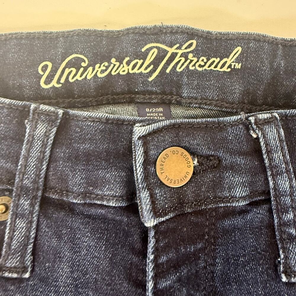 Universal Thread High Rise Bermuda Jean Shorts Women’s Size 8/29R Dark Wash - Picture 4 of 10